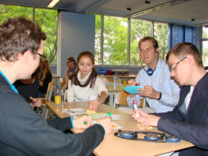 Jochen Markett (2. von rechts) während der Workshops