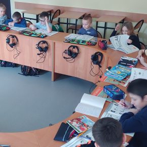 Unterricht in der Schule in Sonntag (Zyndaki) Foto: Archiv der Schule